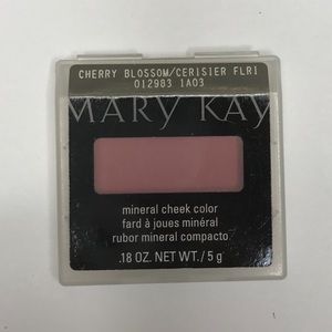🦌 Mary Kay Mineral Cheek Color Cherry Blos…